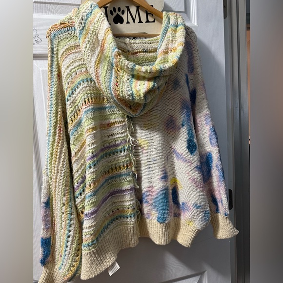 Free People Flower Child Poncho Sweater Hooded Tie Dye Patchwork size small - Picture 10 of 14